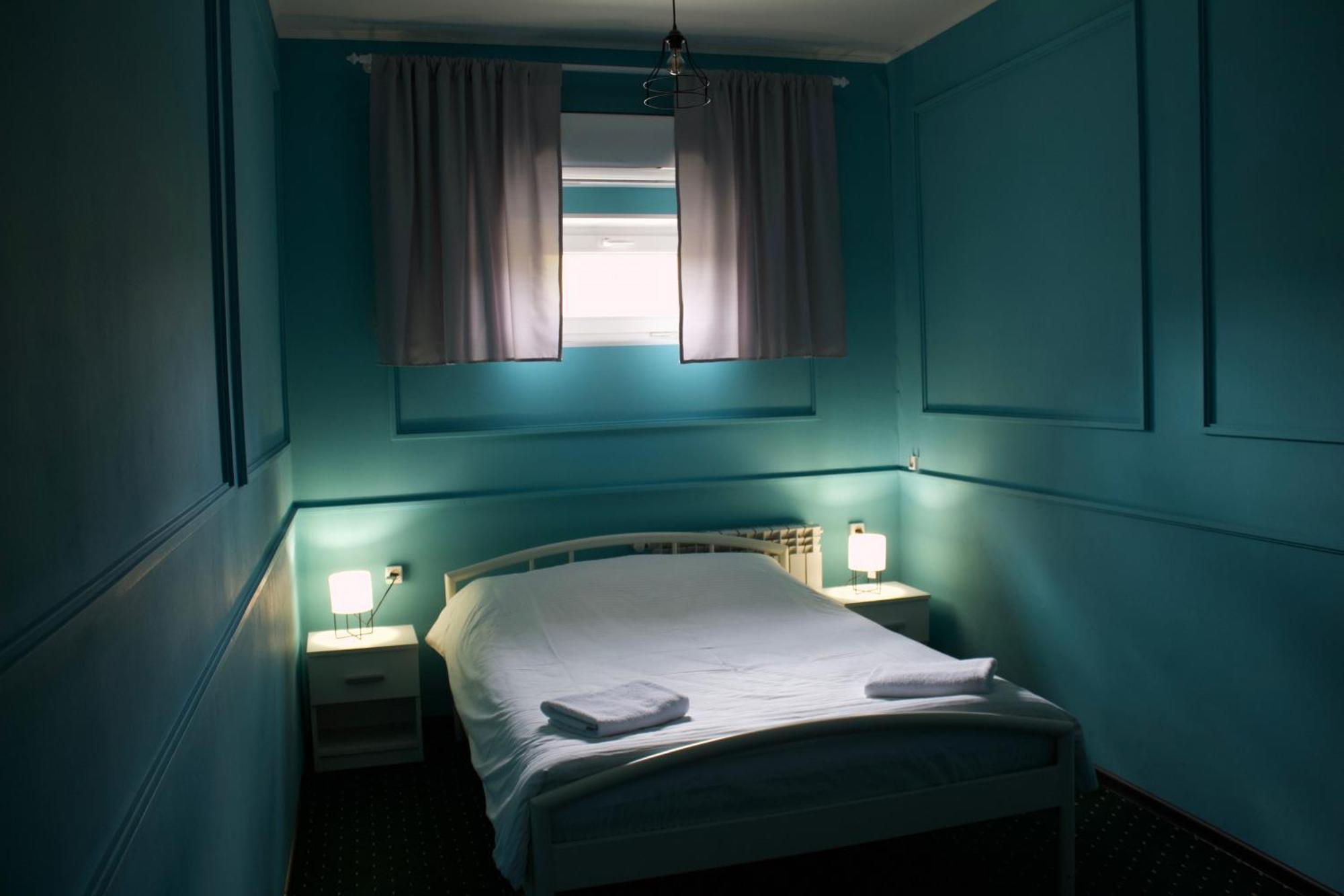 All Eyes Hostel Kamieniec Podolski Zewnętrze zdjęcie
