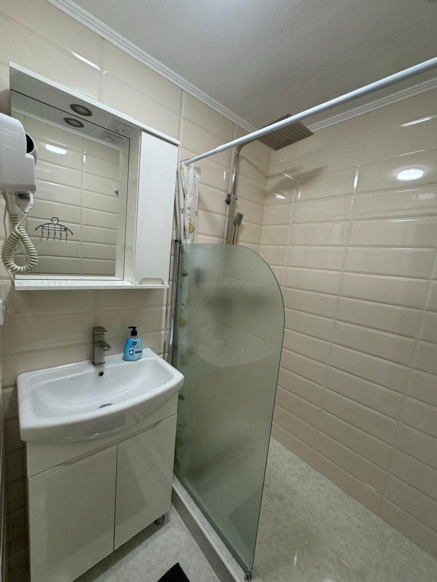 All Eyes Hostel Kamieniec Podolski Zewnętrze zdjęcie